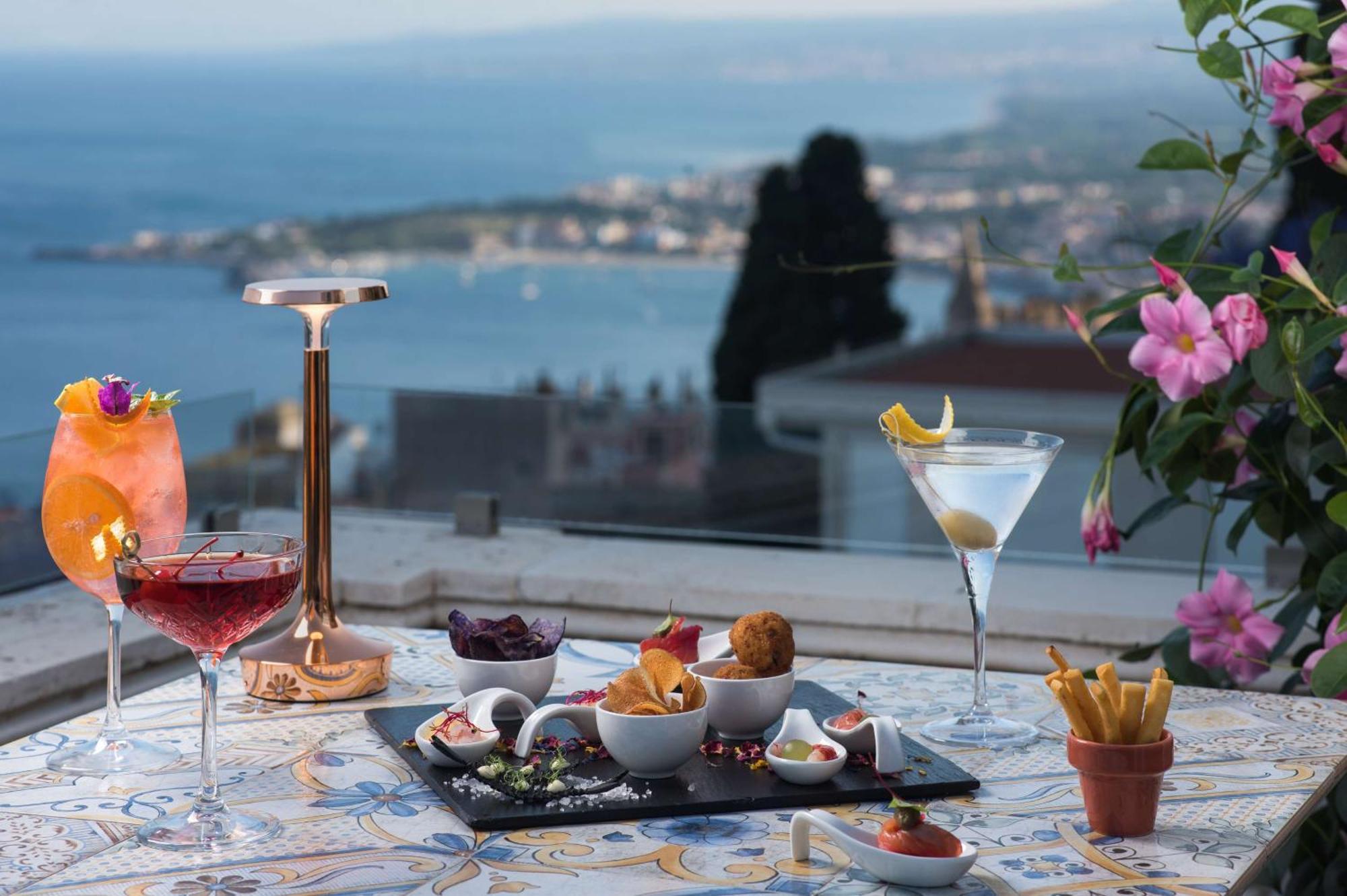 Nh Collection Taormina Hotel Bagian luar foto