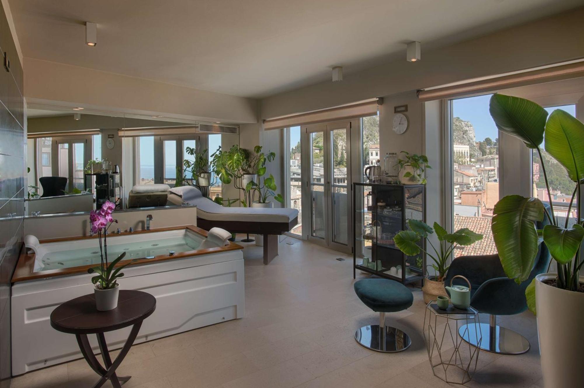 Nh Collection Taormina Hotel Bagian luar foto